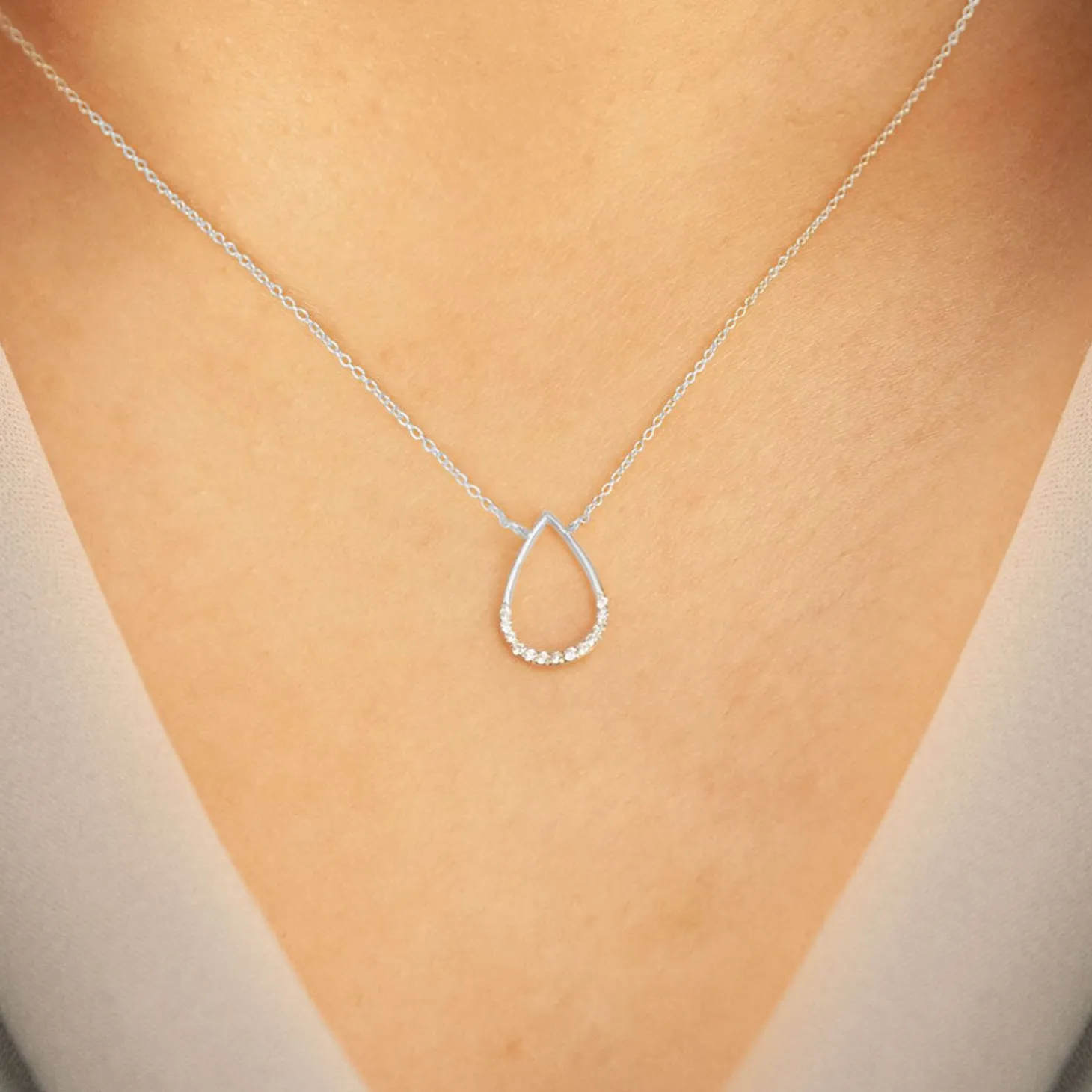Aria - 18Ct Gold, Pave Diamond Pear Necklace^The Alkemistry Fashion