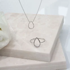 Aria - 18Ct Gold, Pave Diamond Pear Necklace^The Alkemistry Fashion