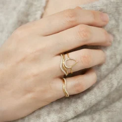 Aria - 18Ct Gold, Pave Diamond Wave Pinky Ring^The Alkemistry Online