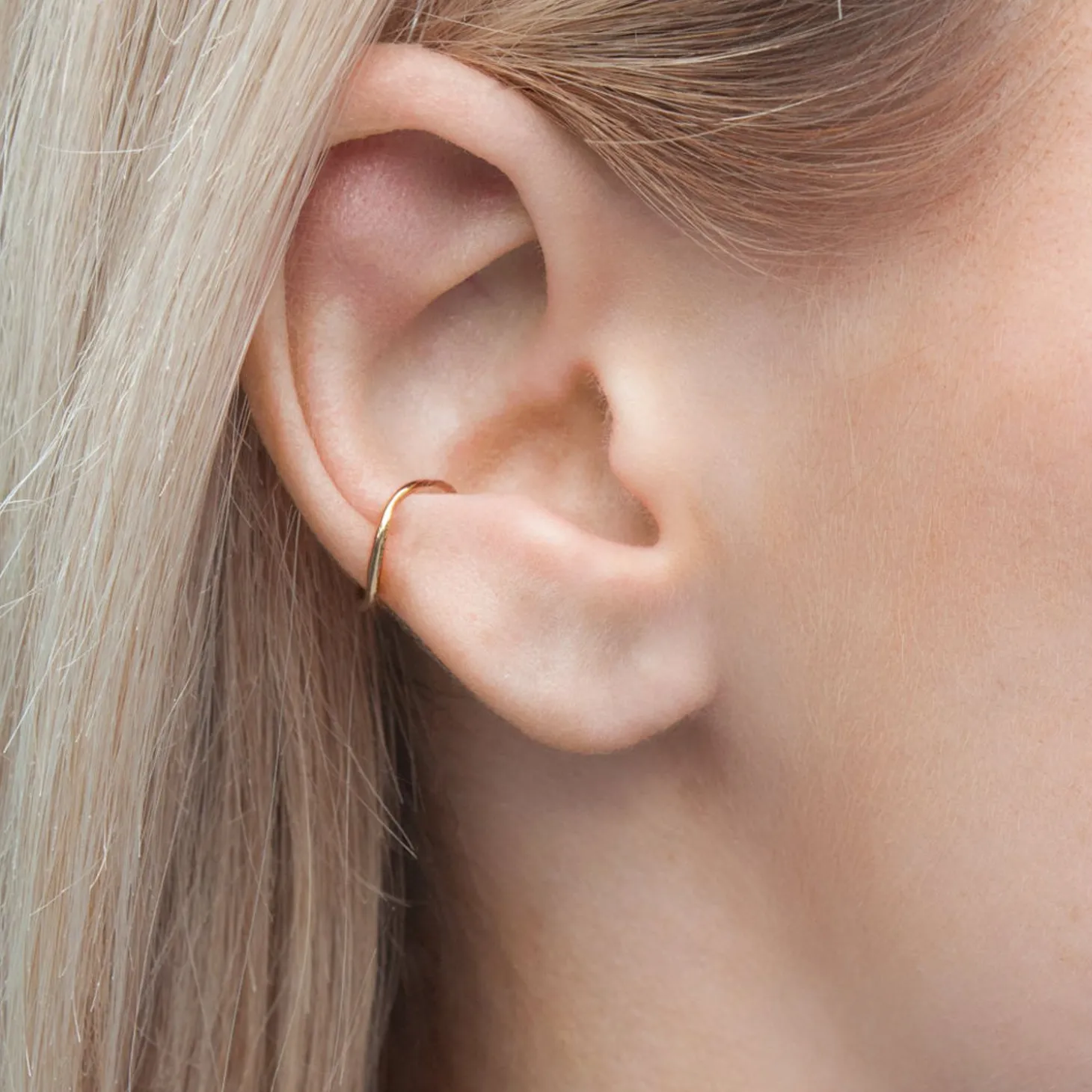 Aria - 18Ct Gold, Wave Comfort Ear Cuff^The Alkemistry New