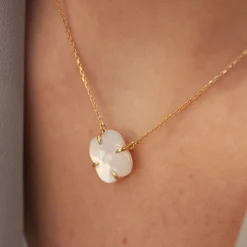 Morganne Bello 18Ct Yellow Gold Victoria Clover Mother Of Pearl Necklace^The Alkemistry Online