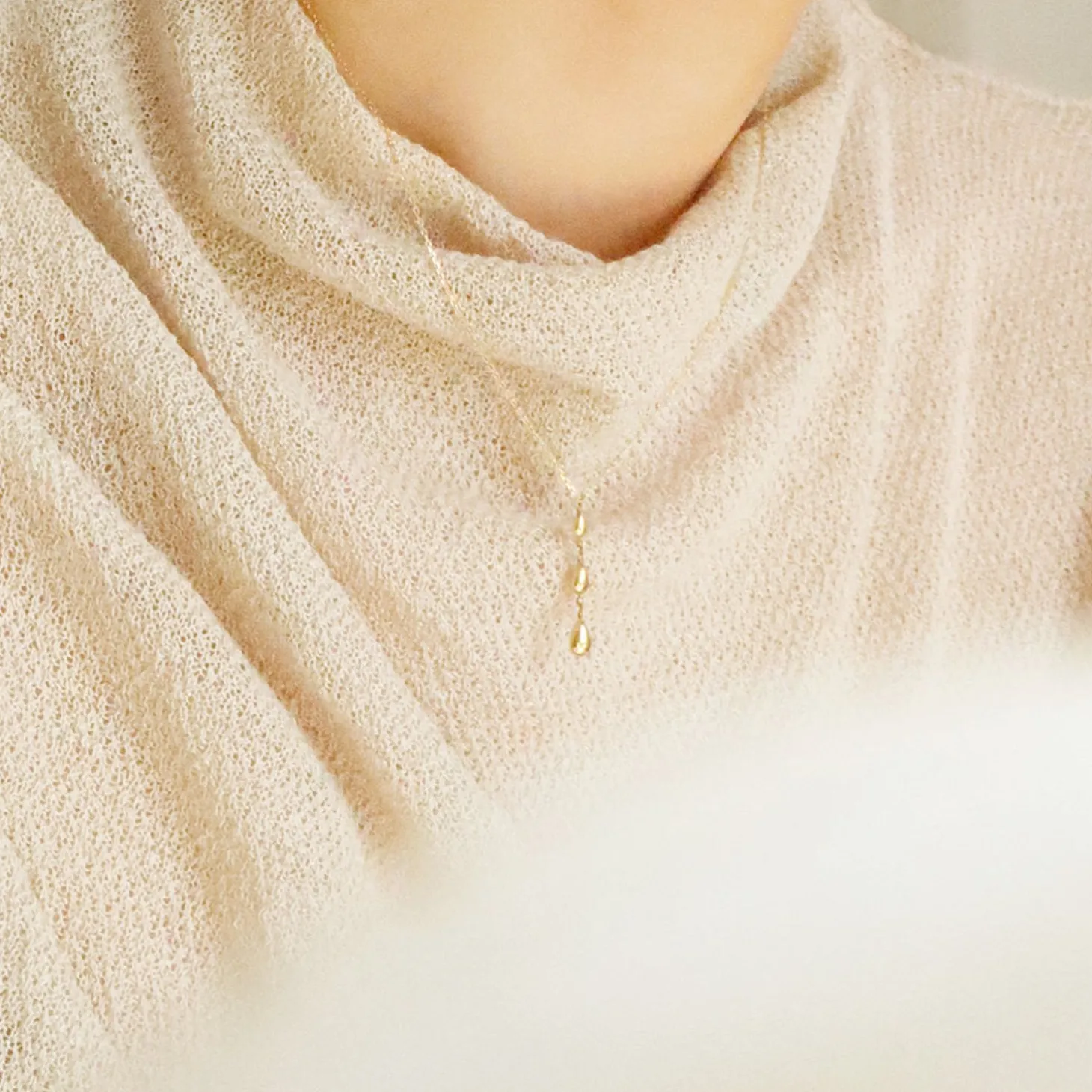Nude Shimmer - 18Ct Gold, Graduated Pear Fine Shimmer Necklace^The Alkemistry Cheap