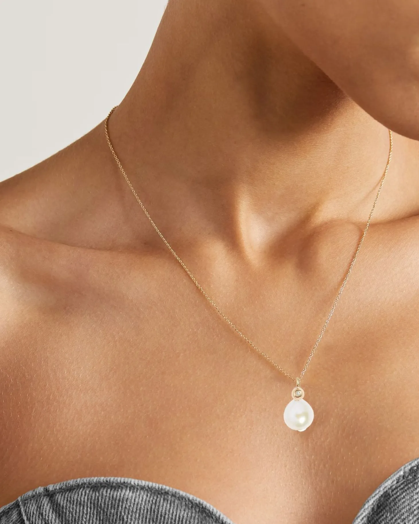 Poppy Finch - 14Ct Gold, Oval Pearl Diamond Dome Necklace^The Alkemistry Fashion