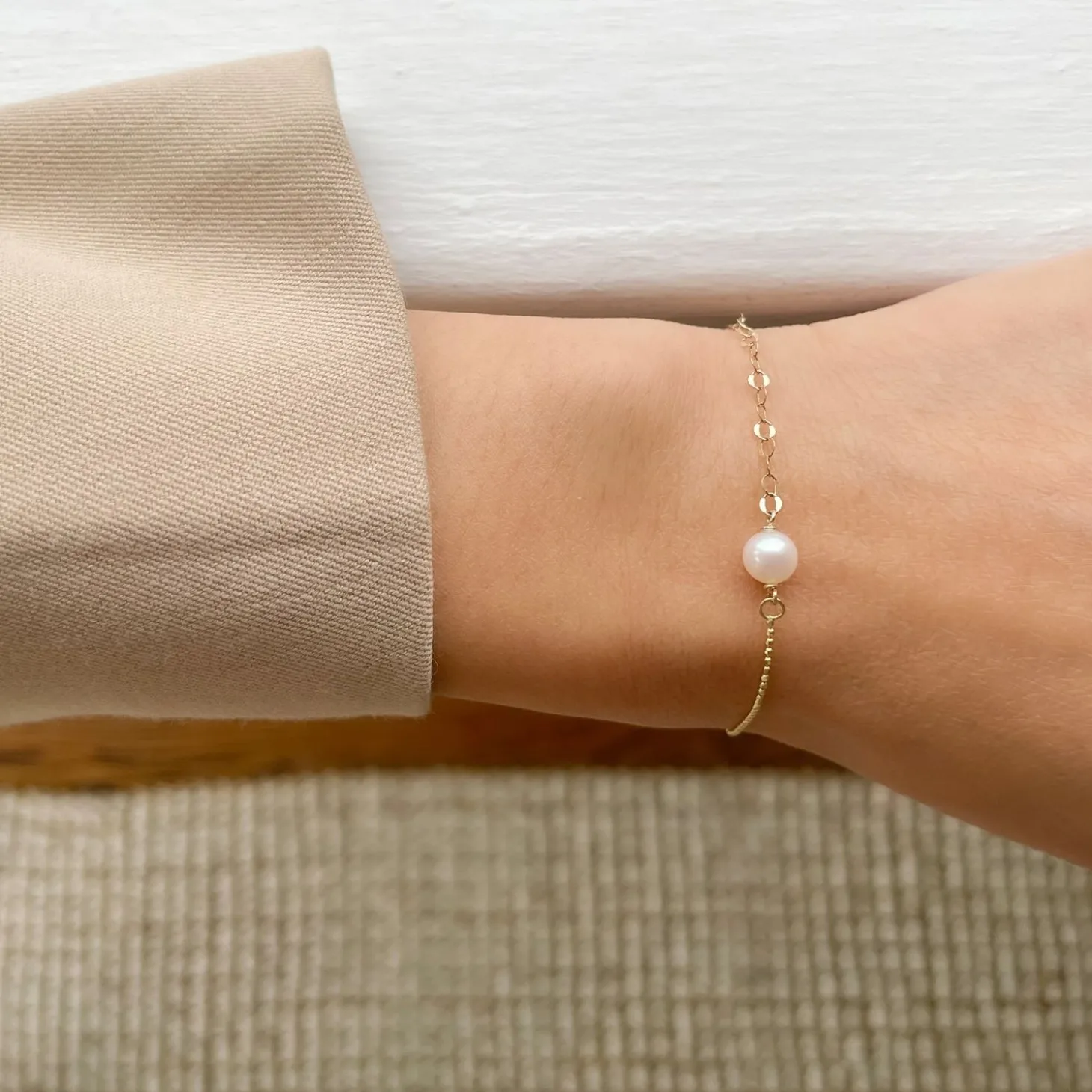 Poppy Finch 14Ct Yellow Gold Oval Pearl Chain Bracelet^The Alkemistry Shop