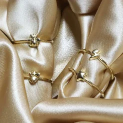 18Ct Yellow Gold Chubby Bee Band Ring^The Alkemistry Online