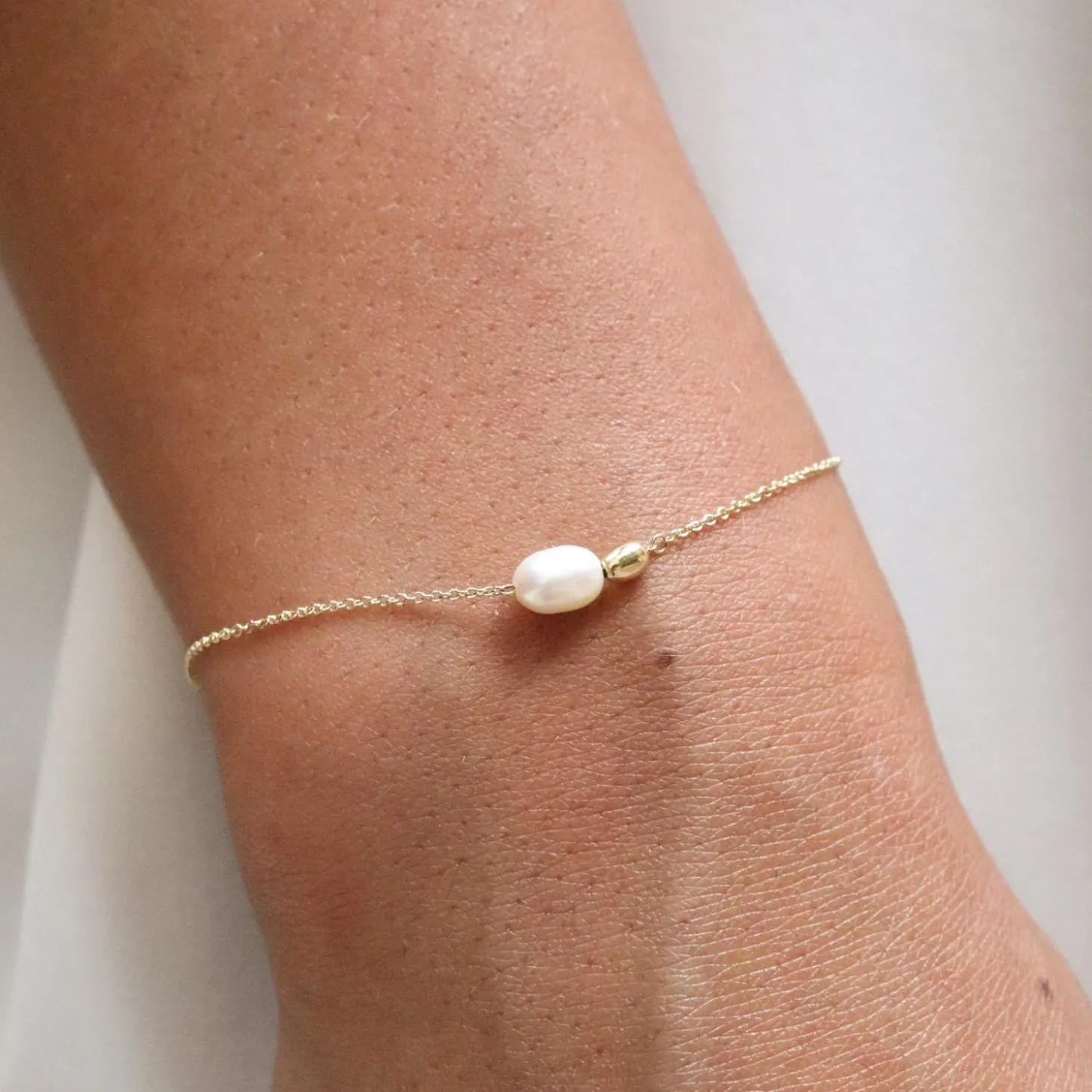 Vianna - 18Ct Gold, Single Pearl And Gold Bead Chain Bracelet^The Alkemistry Best