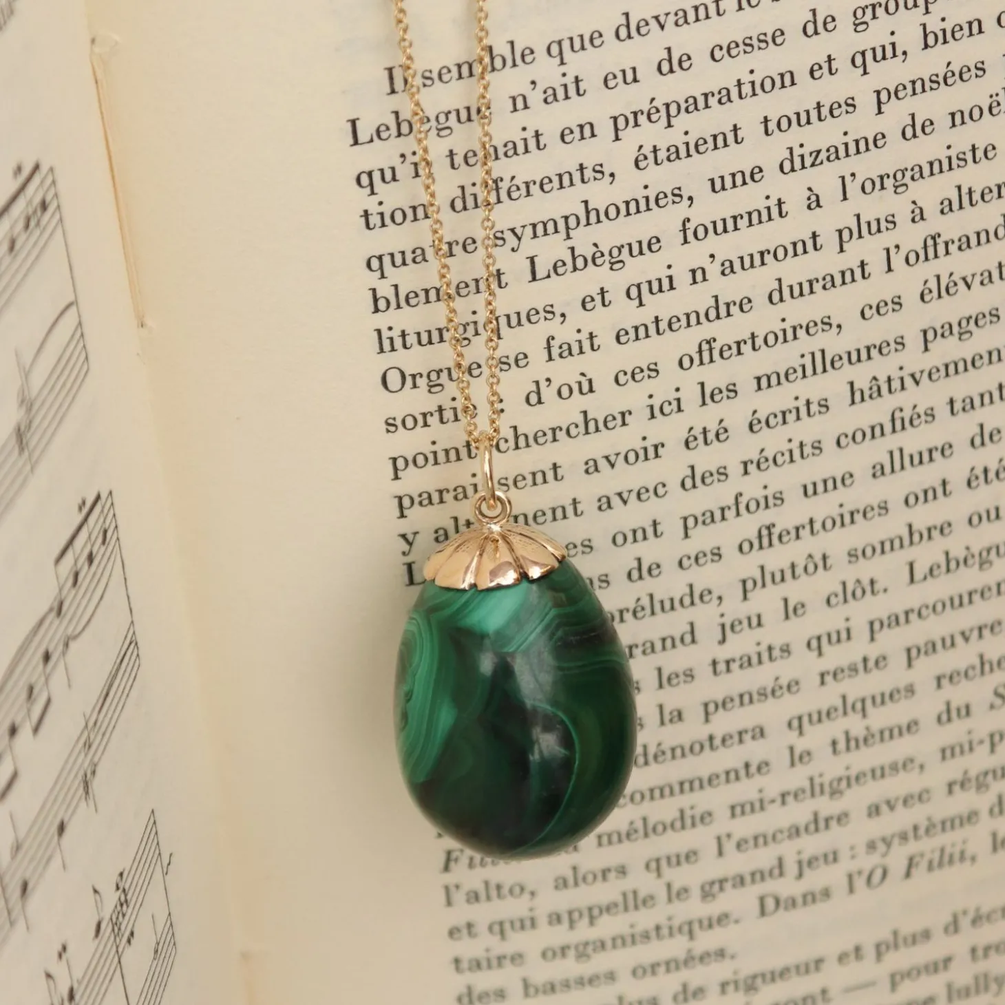 Vintage - 9Ct Gold, Malachite Egg Necklace^The Alkemistry Discount
